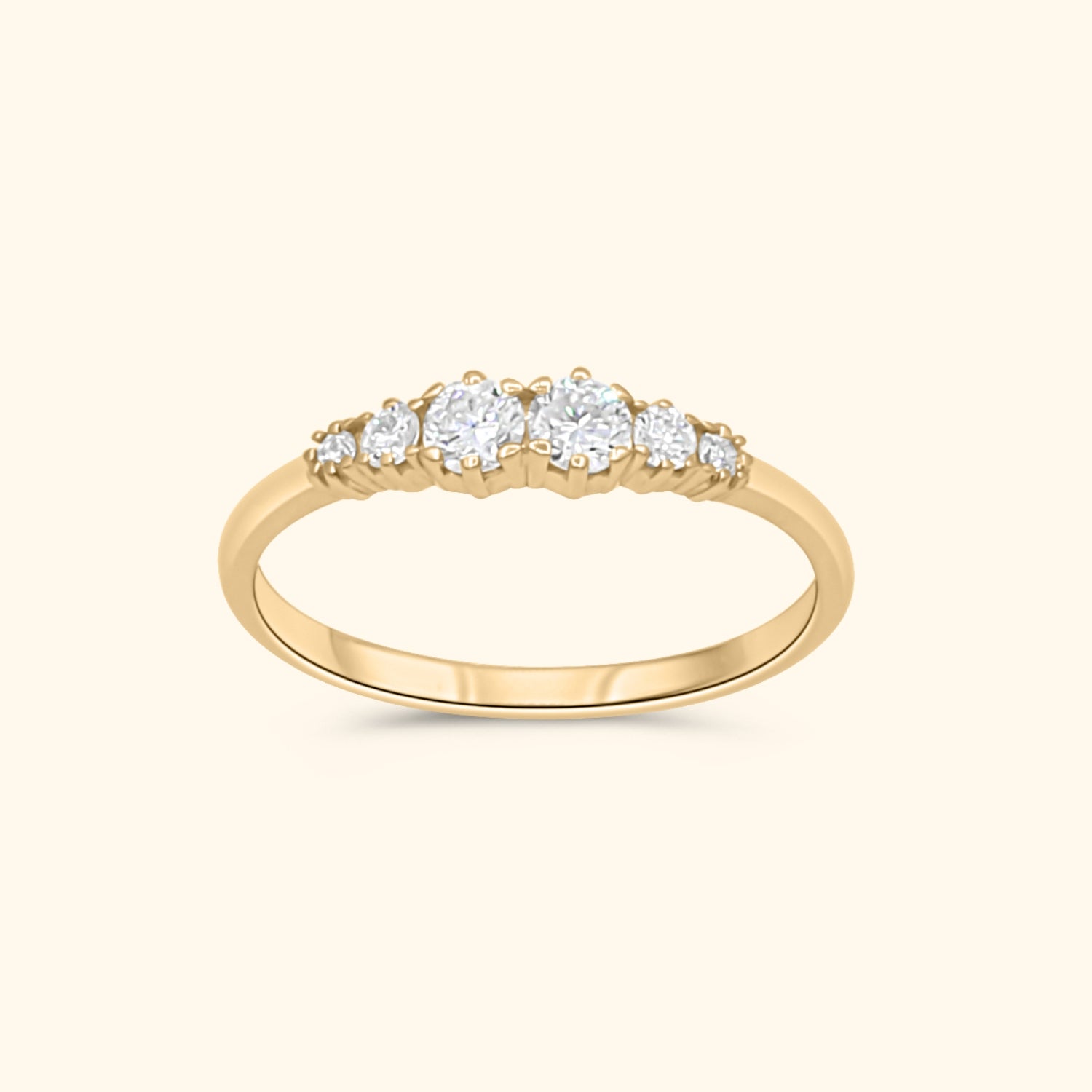 Lola Diamond ring van 9 karaat met diamant in tijdloos minimalistisch design