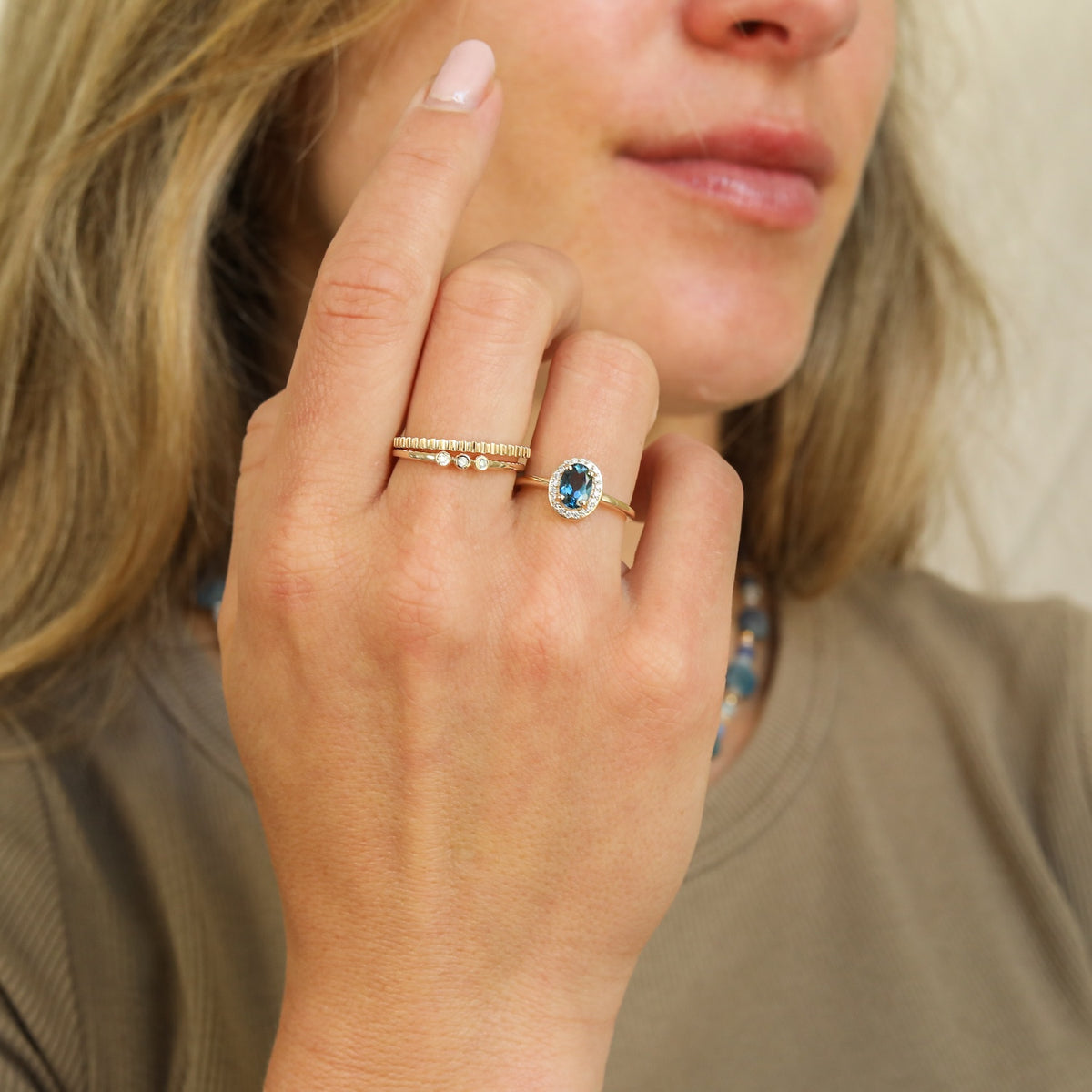 Triple Diamond ring | 9K