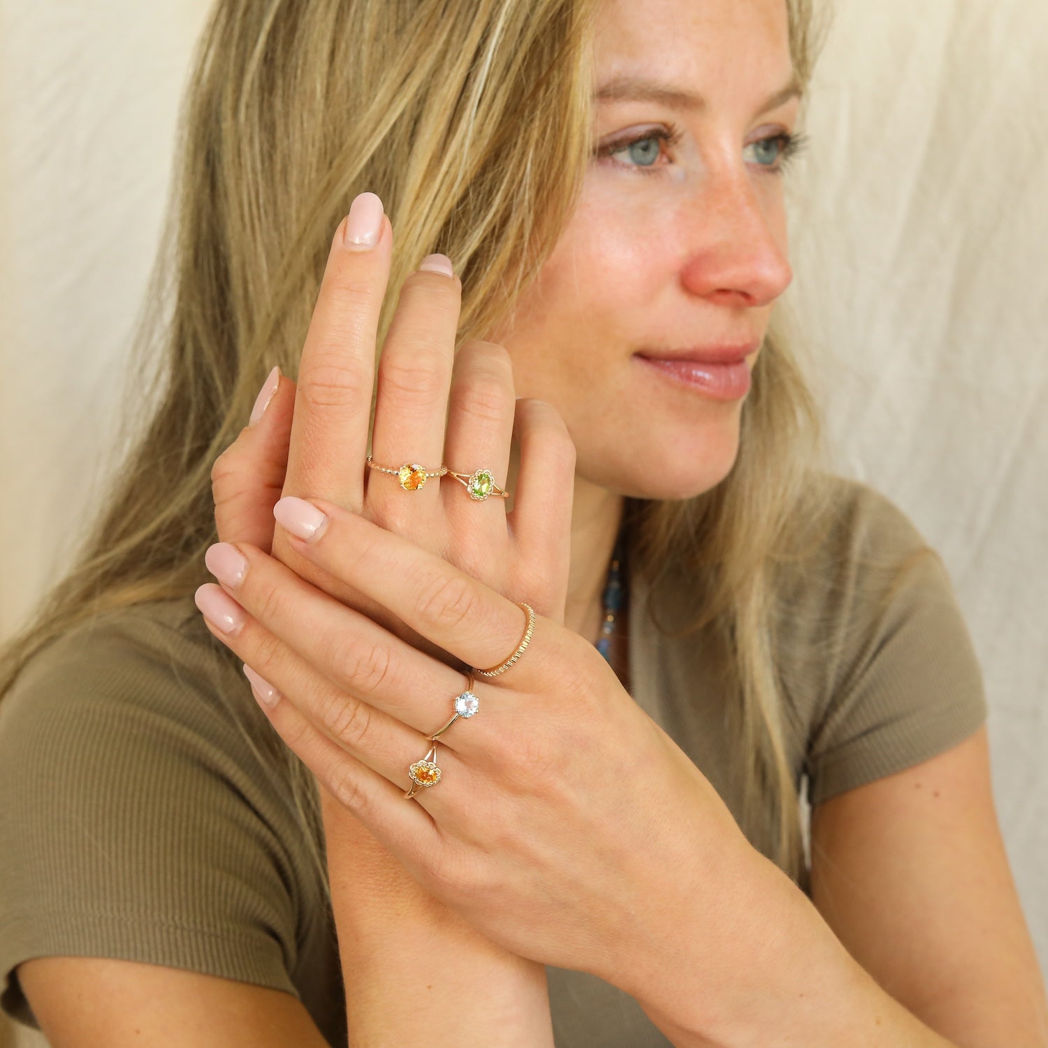 Peridot flower ring | 14K gold