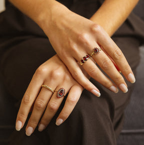Vintage Garnet Jane ring