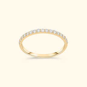 Fijne gouden stacking ring 14K met kleine diamanten – elegante dames ring