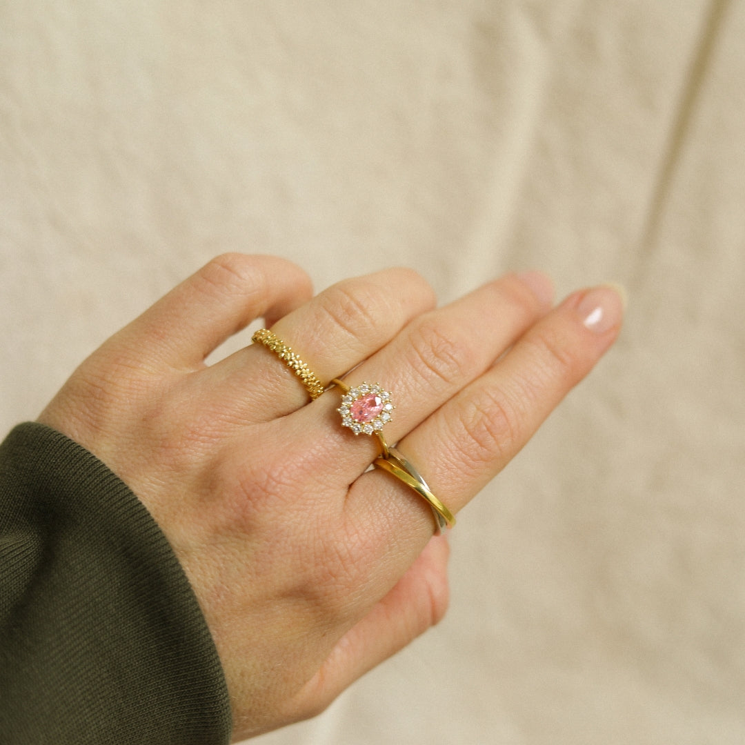 Elegant Floral ring