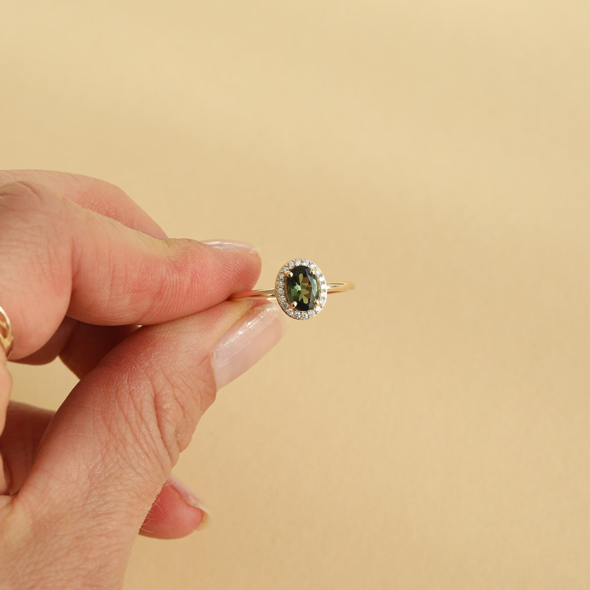 Dina Green Tourmaline Diamond ring | 9K