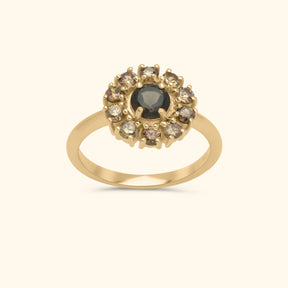 Elegant Smoky Flower Ring - gold plated damesring met bruine stenen in bloemvorm