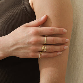 Elegant Tiny Carnelian Flower ring