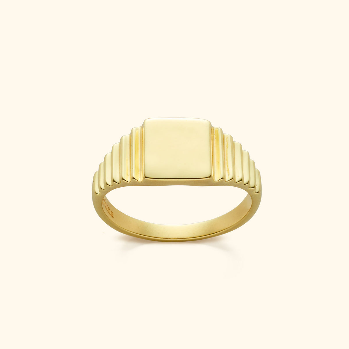 Vintage Engraving Ring | with Initial | Gold colored